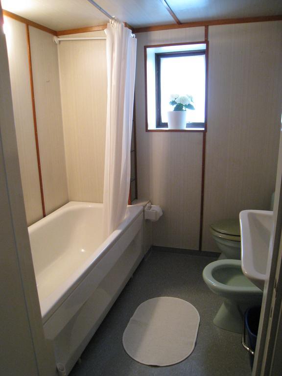 Accommodation For 2 In The Center City Of Lysekil Exterior photo