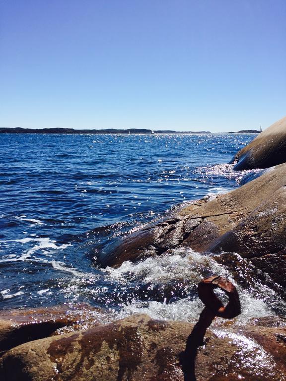 Accommodation For 2 In The Center City Of Lysekil Exterior photo