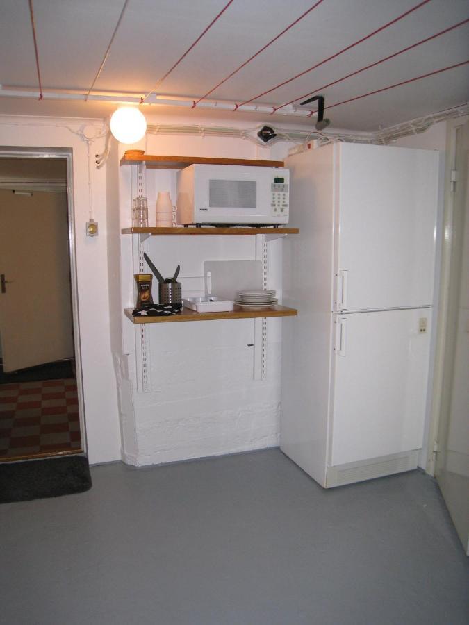 Accommodation For 2 In The Center City Of Lysekil Exterior photo